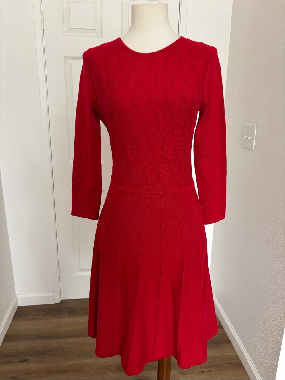 Eliza J Knit Fit & Flare Sweater Dress in Red. Size XS.